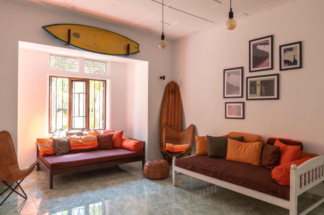Lotus Surf And Wellness Apartment Ахангама Екстериор снимка