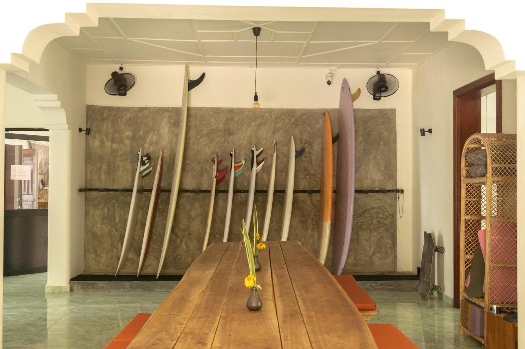 Lotus Surf And Wellness Apartment Ахангама Екстериор снимка