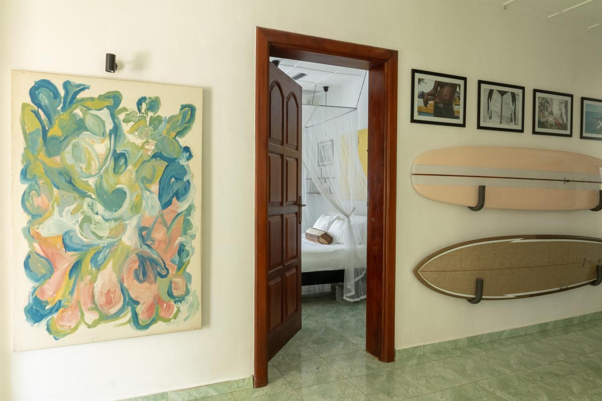Lotus Surf And Wellness Apartment Ахангама Екстериор снимка